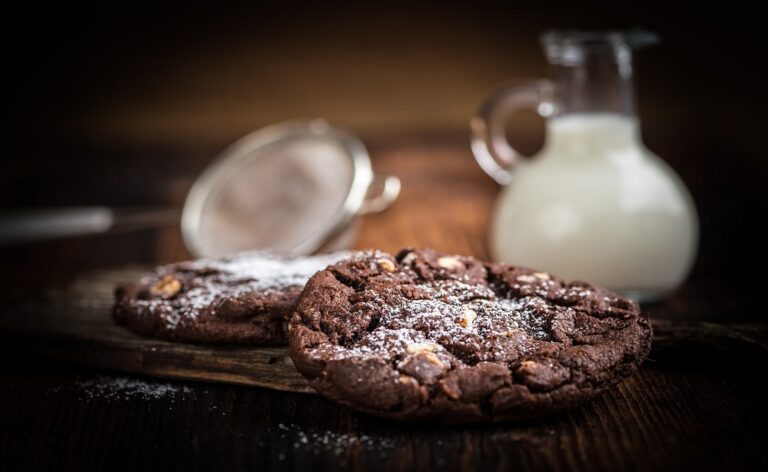 Guilt-Free-All-Natural-Chocolate Cookies? Does That Even Exist?