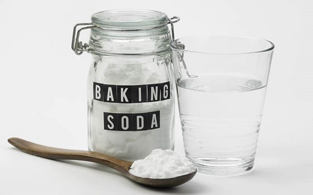 Benefits of baking soda in water